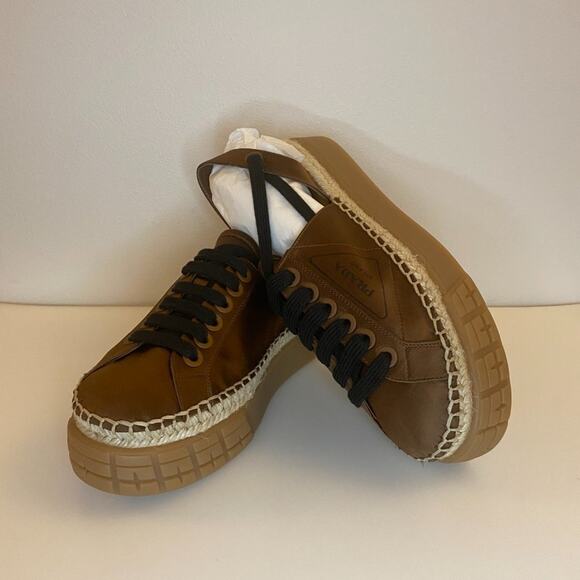 prada sandals - prada size 37 - prada shoes - new without box - Picture 4 of 8